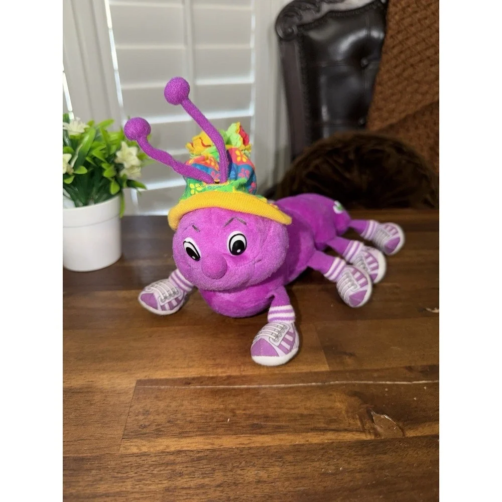 Vintage‎ Lots-A-Lots-A-Leggggggs Caterpillar Centipede Commonwealth Plush